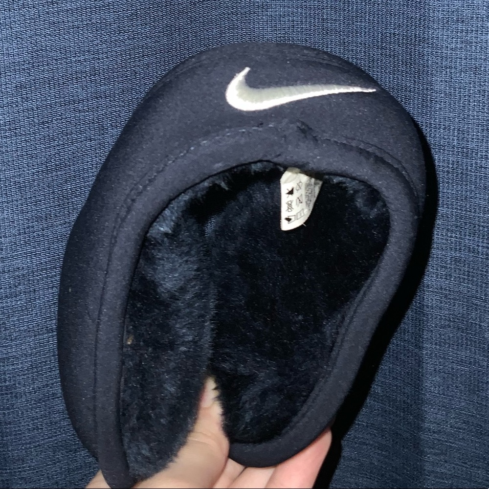 NIKE kids earmuffs